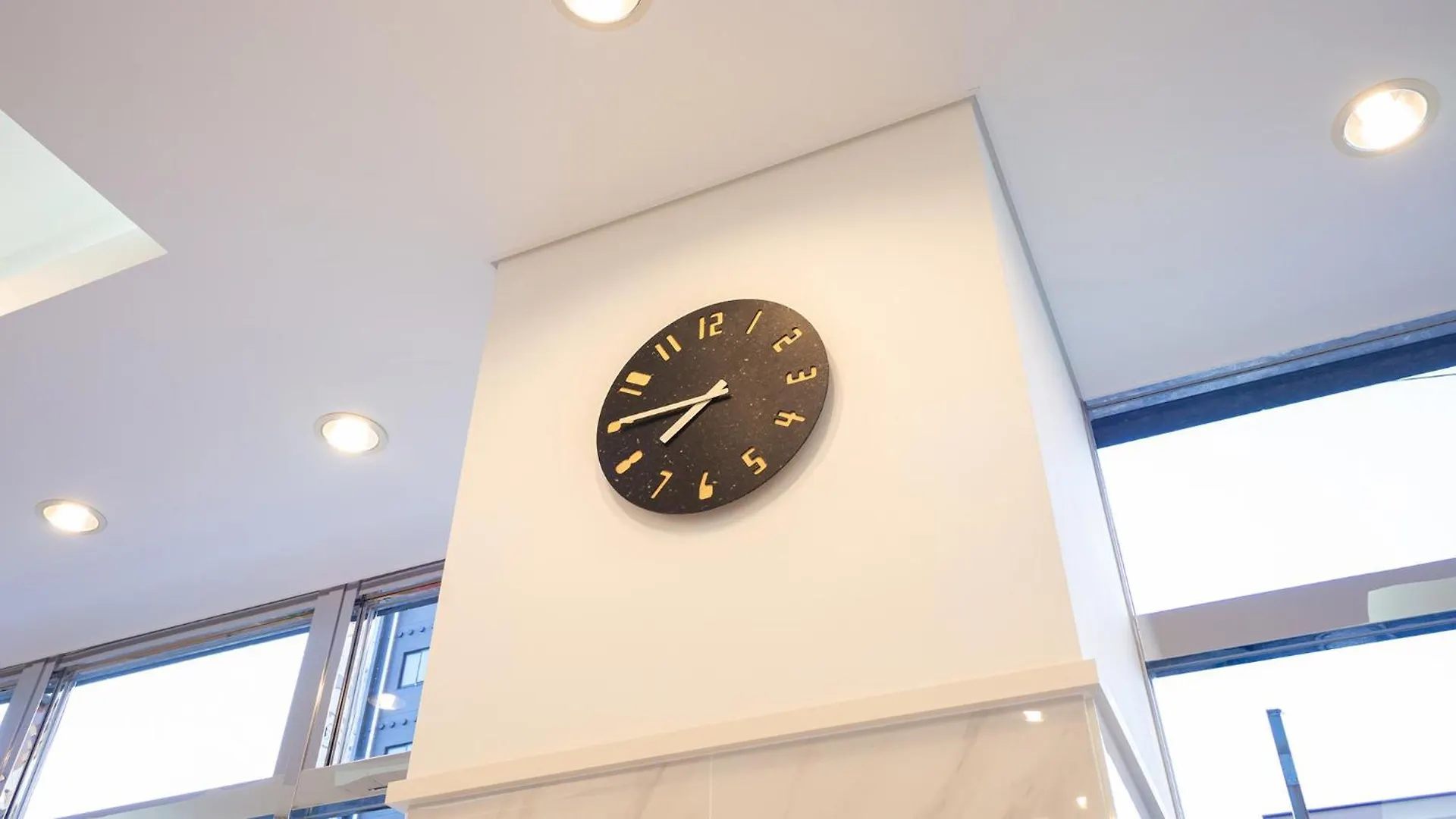 Toyoko Inn Yokohama-Eki Nishi-Guchi Yokohama  3*, Yokohama (Kanagawa)